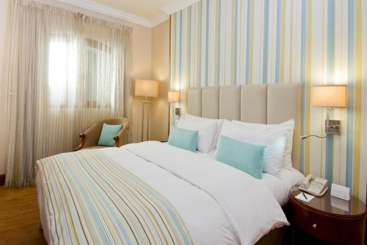 Danat Al Ain Resort Exterior photo A bedroom