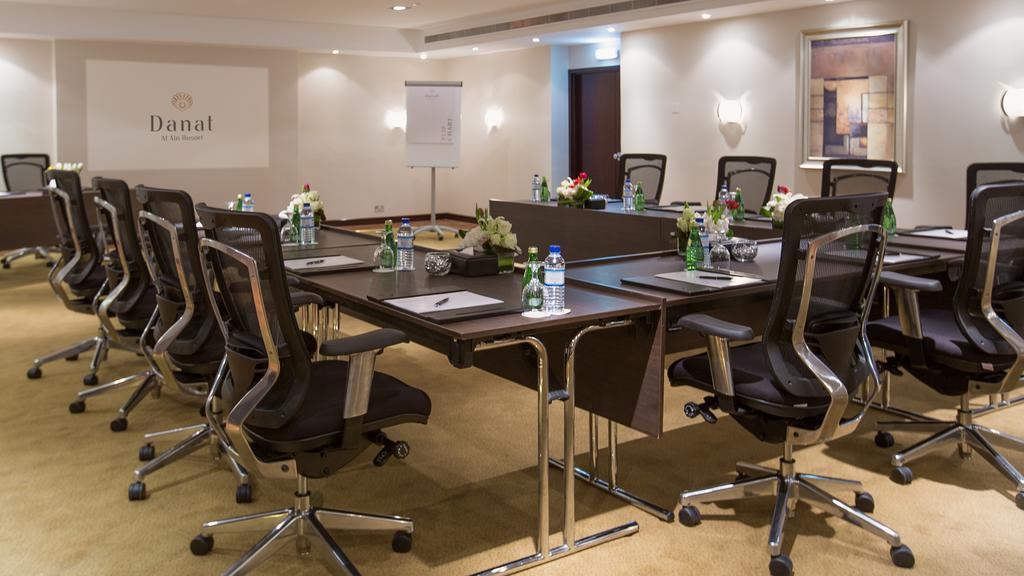 Danat Al Ain Resort Exterior photo Meeting room at the hotel