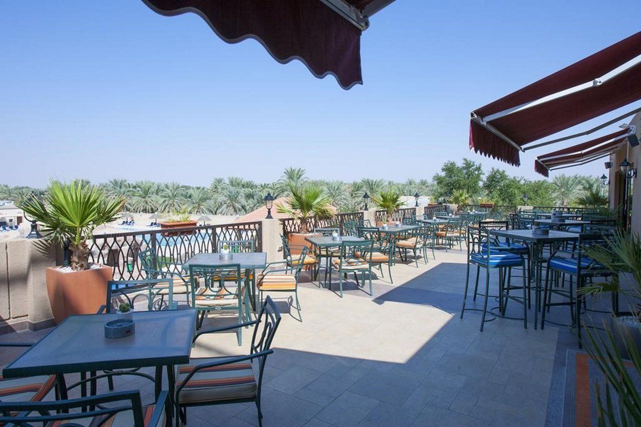Danat Al Ain Resort Exterior photo Rooftop bar in Cairo